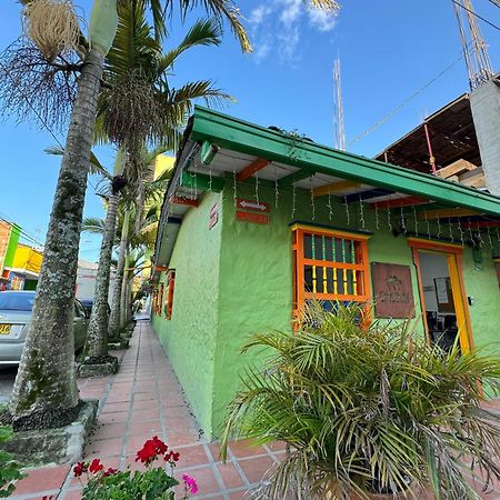 Casa Hostal Las Palmeras Guatapé Extérieur photo