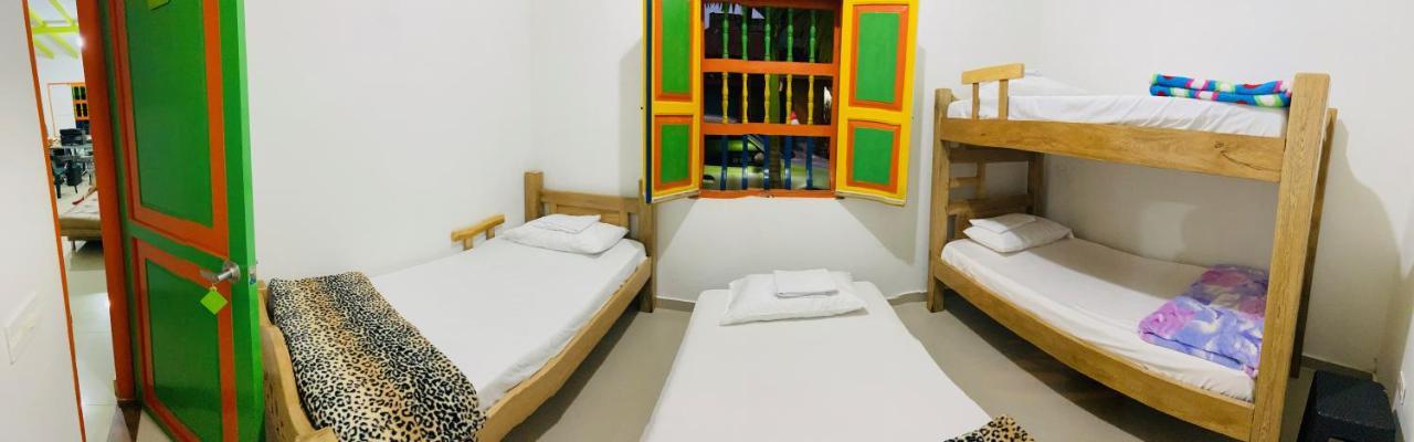 Casa Hostal Las Palmeras Guatapé Extérieur photo