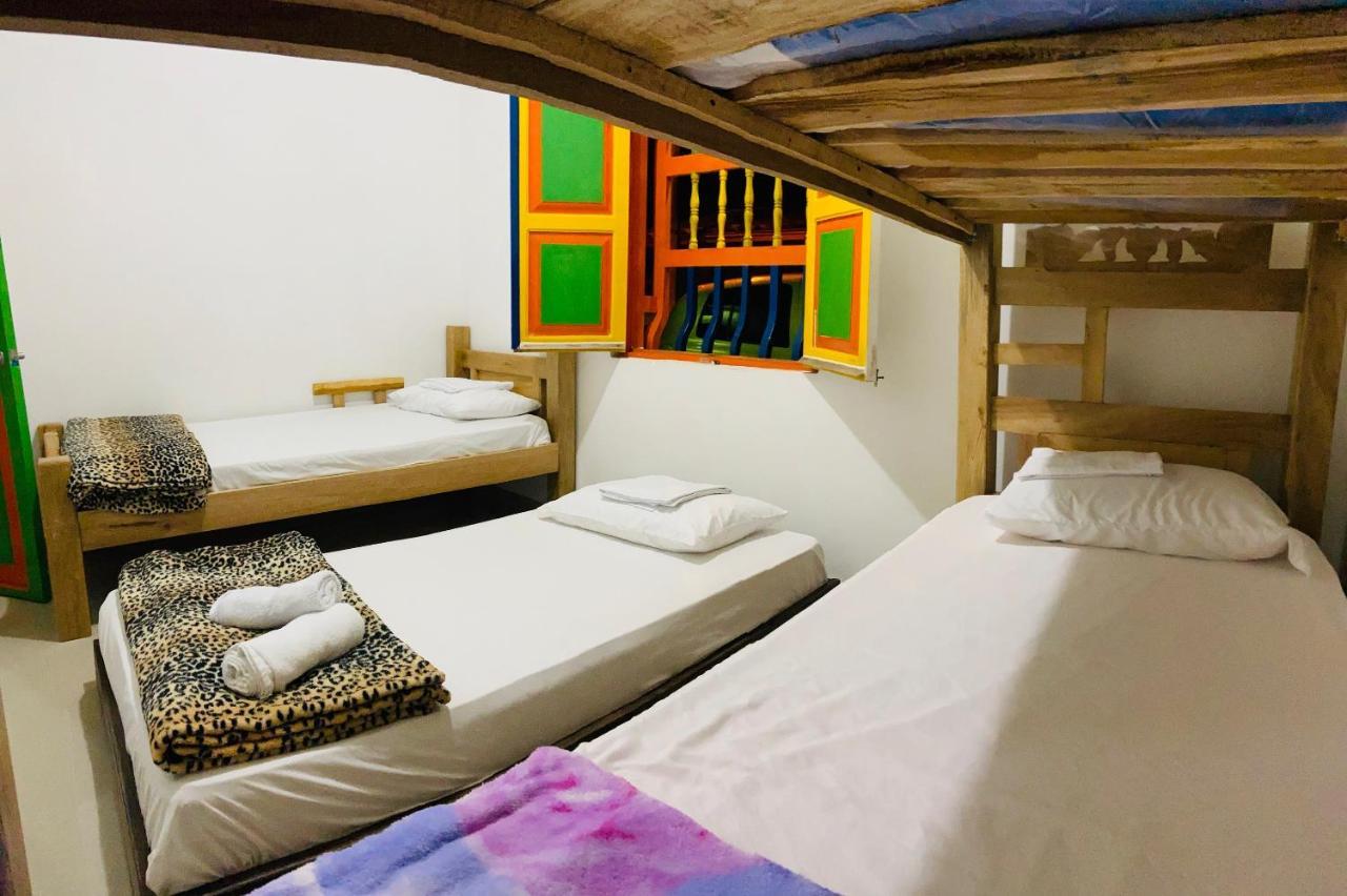 Casa Hostal Las Palmeras Guatapé Extérieur photo